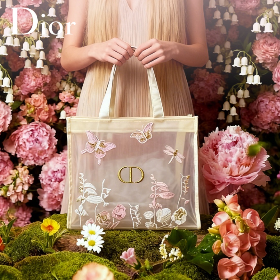 クリスチャン・ディオール ディオールのバッグ 高級デザイナー - Luxury Bags Brands のレビューと価格