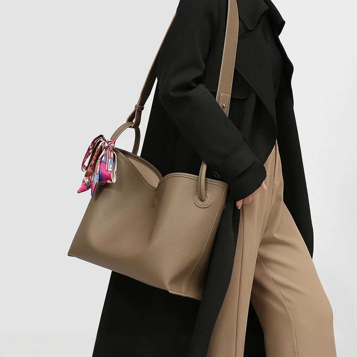 ライトラグジュアリー ハイエンド レディース トートバッグ  - Luxury Bags Women のレビューと価格